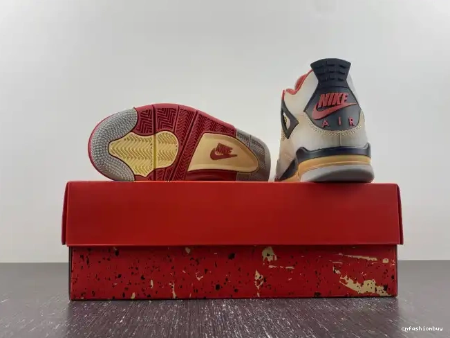 AIR 4 